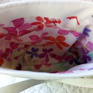 Fehér nyuszis-cicás táska - táska & tok - kézitáska & válltáska - válltáska - Meska.hu