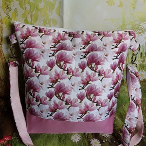 Mangólia mintás táska, Táska & Tok, Kézitáska & válltáska, Vállon átvethető táska, Varrás, MESKA