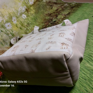 Beige nyuszis táska - táska & tok - kézitáska & válltáska - válltáska - Meska.hu