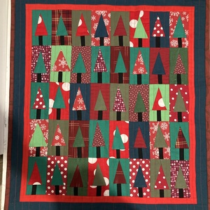 Karácsonyi patchwork asztalközép - Meska.hu