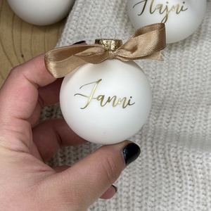 LIMITÁLT 'arany felíratos' Egyedi névreszóló karácsonyfadísz - hófehér , Karácsony, Karácsonyi lakásdekoráció, Karácsonyfadíszek, Mindenmás, MESKA