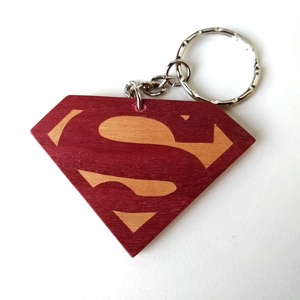 Superman fa kulcstartó (intarzia) - Meska.hu