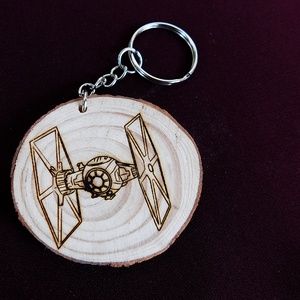 Tie fighter star wars űrhajó kulcstartó/mágnes - táska & tok - kulcstartó & táskadísz - kulcstartó - Meska.hu