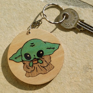 Bébi yoda fa  kulcstartó/mágnes (Intarzia) - Meska.hu