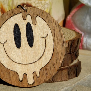 smile, mosoly, vidám ajándék, fa, egyedi, kulcstartó/mágnes (Intarzia) - táska & tok - kulcstartó & táskadísz - kulcstartó - Meska.hu