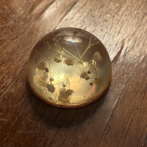 Fátyolvirágos papírnehezék 5 cm - otthon & életmód - dekoráció - asztal és polc dekoráció - asztaldísz - Meska.hu