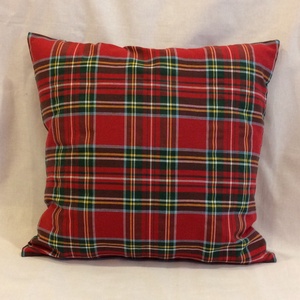 Díszpárnahuzat skót kockás  - Meska.hu