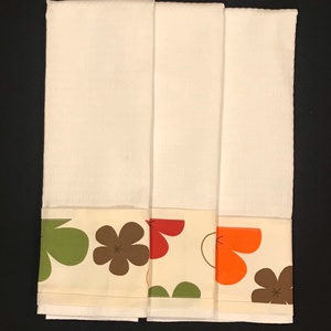Konyharuha szett virágmintával , Otthon & Életmód, Konyhafelszerelés, tálalás, Konyhai textil, Konyharuha & Törlőkendő, Varrás, MESKA