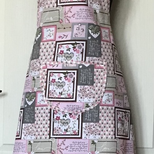  Kötény patcwork minta / szívecske és virágok  , Otthon & Életmód, Konyhafelszerelés, tálalás, Konyhai textil, Edényfogó & Edényfedő, Varrás, MESKA