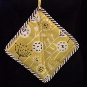 Edényfogó pitypang  mintával , Otthon & Életmód, Konyhafelszerelés, tálalás, Konyhai textil, Edényfogó & Edényfedő, Varrás, MESKA