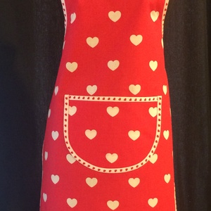 Kötény szívecske mintás - Meska.hu