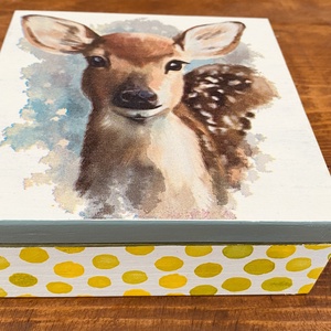 Őzikés doboz, Otthon & Életmód, Dekoráció, Asztal és polc dekoráció, Díszdoboz, Decoupage, transzfer és szalvétatechnika, MESKA
