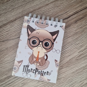 Morcpotter füzet - cuki notesz - grumpy cat - cica - macska - harry potter - jegyzetfüzet - varázsló - morcos cica - a6 - otthon & életmód - papír, írószer - jegyzetfüzet & napló - Meska.hu
