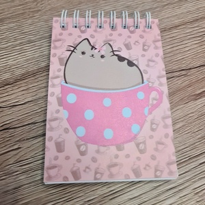 Cicás füzet - cuki notesz - cuki - bögre - jegyzetfüzet - kis füzet - anime - macska - cuki cica - pöttyös bögre - a6 - otthon & életmód - papír, írószer - jegyzetfüzet & napló - Meska.hu