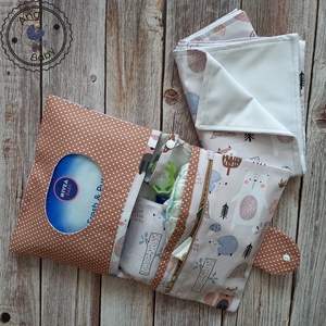 Prémium designer pelenkatartó táska + pelenkázó alátét szett - Meska.hu
