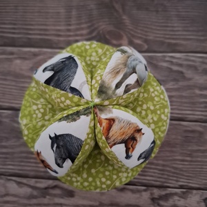 Montessori fejlesztő labda - szétszedhető - Meska.hu