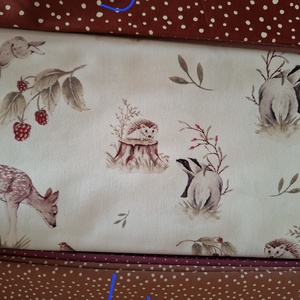 Pelenkatartó táska + egészségügyi kiskönyv borító - baba - mama - pelenkázó, babafürdető kellékek - pelenkázó szett - Meska.hu