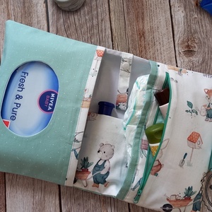 Pelenkatartó táska + egészségügyi kiskönyv borító - baba - mama - pelenkázó, babafürdető kellékek - pelenkázó szett - Meska.hu