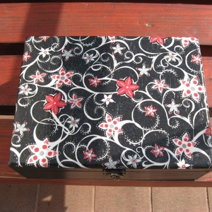 Tükrös ékszertartó Judit kérésére (kérlek ne vedd meg előle) - Meska.hu