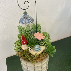 Kerámia virágos dísz - otthon & életmód - dekoráció - dísztárgy - Meska.hu