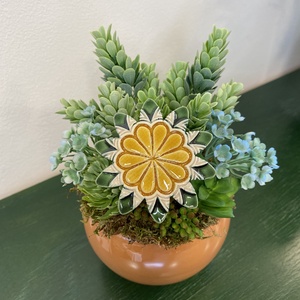 Kerámia virágos díszek - otthon & életmód - dekoráció - dísztárgy - Meska.hu