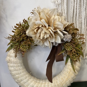 Mindenszenteki koszorú angyalkával  természetes, elegáns hangulatban (25 cm) - otthon & életmód - vallás - temetkezési tárgy - Meska.hu