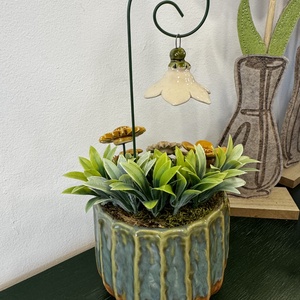 Kerámia virágos asztaldísz � sárga-barackos árnyalatú, egyedi kézműves dekoráció - otthon & életmód - dekoráció - asztal és polc dekoráció - asztaldísz - Meska.hu