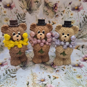 Tulipános mackó - otthon & életmód - dekoráció - dísztárgy - Meska.hu