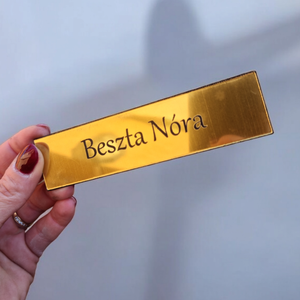Postaláda névtábla, bejárati ajtó tábla, beltéri fémhatású arany, ezüst névtábla - Meska.hu
