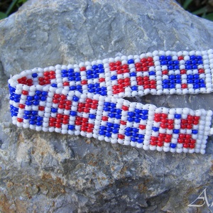 Virágos - palóc mintás gyöngykarkötő - ékszer - karkötő - gyöngyös karkötő - Meska.hu