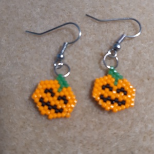 Töklámpás - vidám gyöngyfülbevaló Halloween-ra - Meska.hu