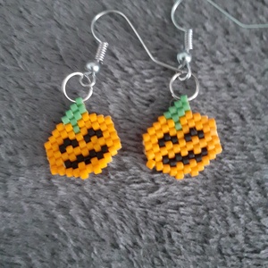 Töklámpás - vidám gyöngyfülbevaló Halloween-ra - otthon & életmód - dekoráció - halloween - halloweeni ékszerek - Meska.hu