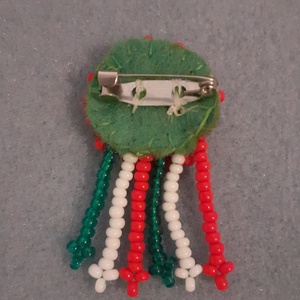 Gyöngykokárda - klasszikus - ékszer - kitűző és bross - Meska.hu