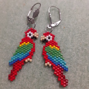 Ara papagáj gyöngy fülbevaló - ékszer - fülbevaló - lógó fülbevaló - Meska.hu