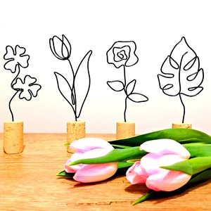 Kis virág drótból hölgyeknek, kislányoknak, ovisoknak- Nőnapra szeretettel - Tulipán, rózsa - egyedi ajándékötlet - otthon & lakás - dekoráció - virágdísz és tartó - csokor & virágdísz - Meska.hu
