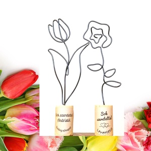  Nőnapi virágok drótból hölgyeknek, kislányoknak, ovisoknak -  nőnapra szeretettel - Tulipán, rózsa - Gyerekektől - otthon & életmód - dekoráció - virágdísz és tartó - csokor & virágdísz - Meska.hu