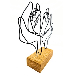 Lábacskák - drótból készült dekoráció személyre szabva egyedi névvel és dátummal - Babalátogató, Babaköszöntő ajándék - otthon & életmód - babaszoba, gyerekszoba - babaszoba dekoráció - Meska.hu