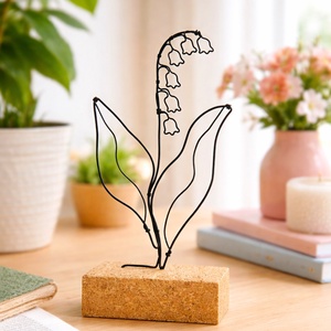 Gyöngyvirág drótból - kézműves lakásdekoráció és maradandó, virágos ajándék anyák napjára, ballagásra, pedagógusnapra - otthon & életmód - virágdekoráció - virágdíszek - asztali virágdísz - Meska.hu