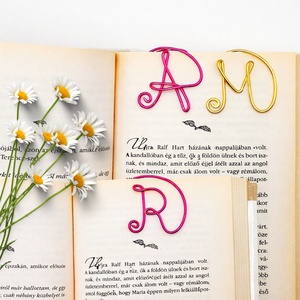 Egyedi monogramos könyvjelző � személyre szóló ballagási ajándék tanároknak, diákoknak - pedagógusnapra, tanévzáróra - könyv & zene - könyvjelző - Meska.hu