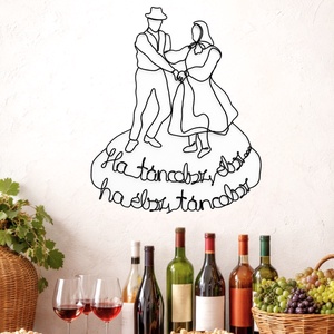 Egyedi néptáncos ajándék - hagyományőrző, népművészeti és motivációs falikép drótból - kézműves, magyar design dekoráció - otthon & életmód - dekoráció - fali és függő dekoráció - függődísz - Meska.hu