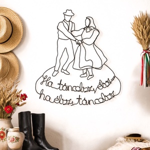 Egyedi néptáncos ajándék - hagyományőrző, népművészeti és motivációs falikép drótból - kézműves, magyar design dekoráció - otthon & életmód - dekoráció - fali és függő dekoráció - függődísz - Meska.hu