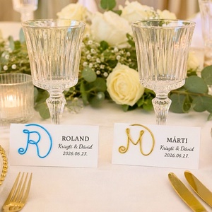 Monogramos könyvjelző és esküvői ültetőkártya egyben - Olcsó, egyedi köszönőajándék a násznépnek - apró köszönetajándék - esküvő - emlék & ajándék - köszönőajándék - Meska.hu