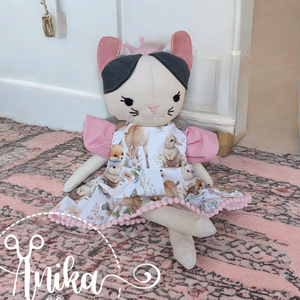 Parajdi sópárnás Cica baba  - játék & sport - baba & babaház - öltöztethető baba - Meska.hu