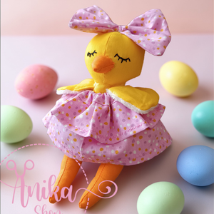 Csibe kislány tojás ágyban  - játék & sport - baba & babaház - öltöztethető baba - Meska.hu