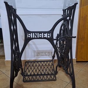 Mrvny vagy üvegasztal singer varrógp lbakon - otthon & életmód - bútor - asztal - Meska.hu