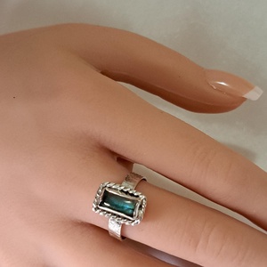 Labradorit gyűrű - ékszer - gyűrű - statement gyűrű - Meska.hu