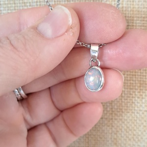 Etióp opál medál - fehér - ékszer - nyaklánc - medál - Meska.hu