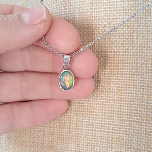 Etióp opál medál  - ékszer - nyaklánc - medál - Meska.hu
