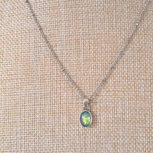 Etióp opál medál  - ékszer - nyaklánc - medál - Meska.hu