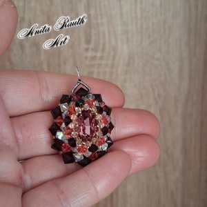 Swarovski gyöngy mályvaszínű Swarovski kristállyal a közepén , Ékszer, Nyaklánc, Medál, Ékszerkészítés, MESKA